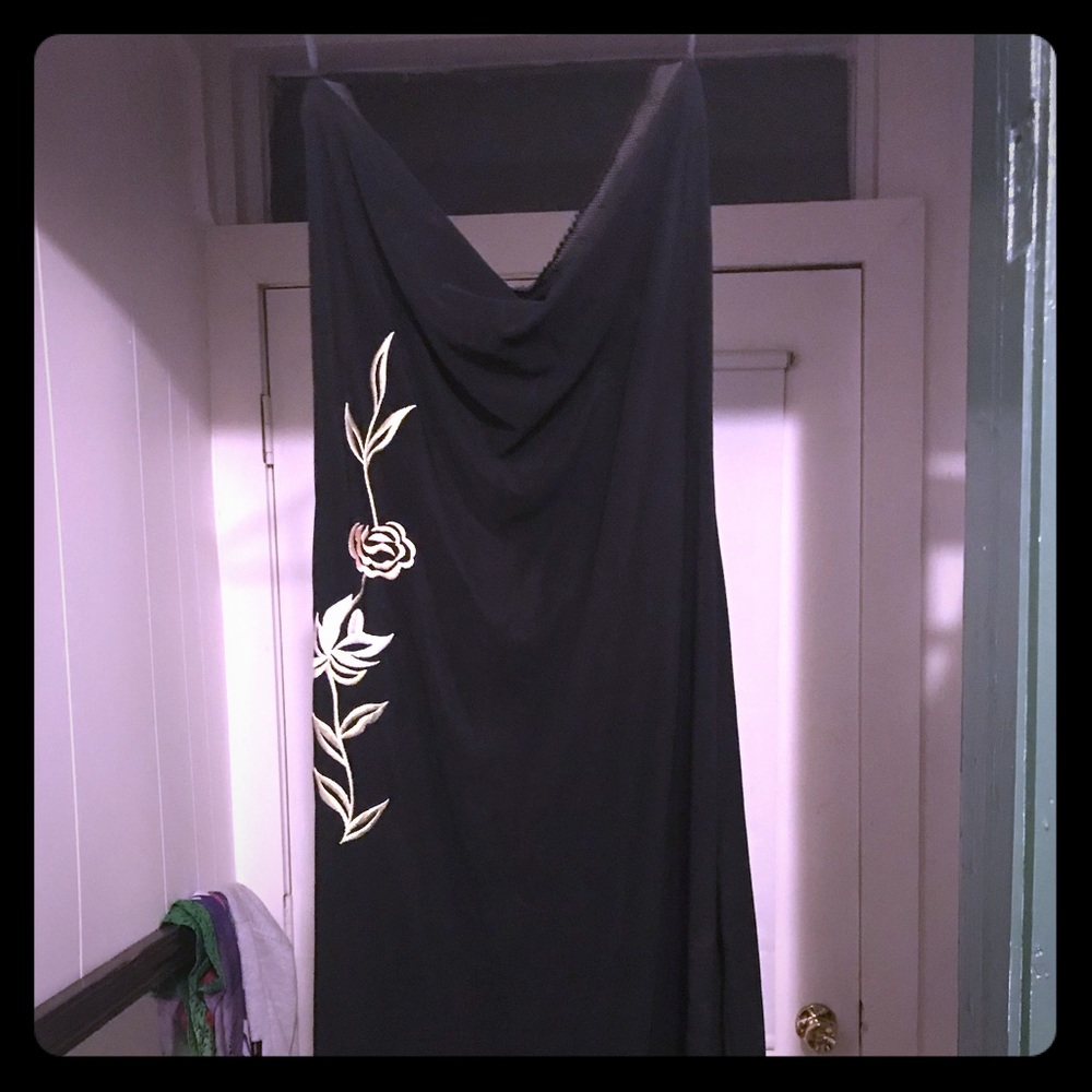 Strapless fitted dress